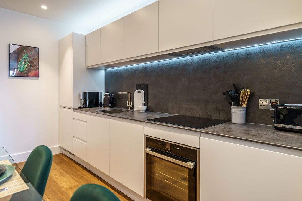 Property photo 3 of 11 9-Dsc09125-2.Jpg