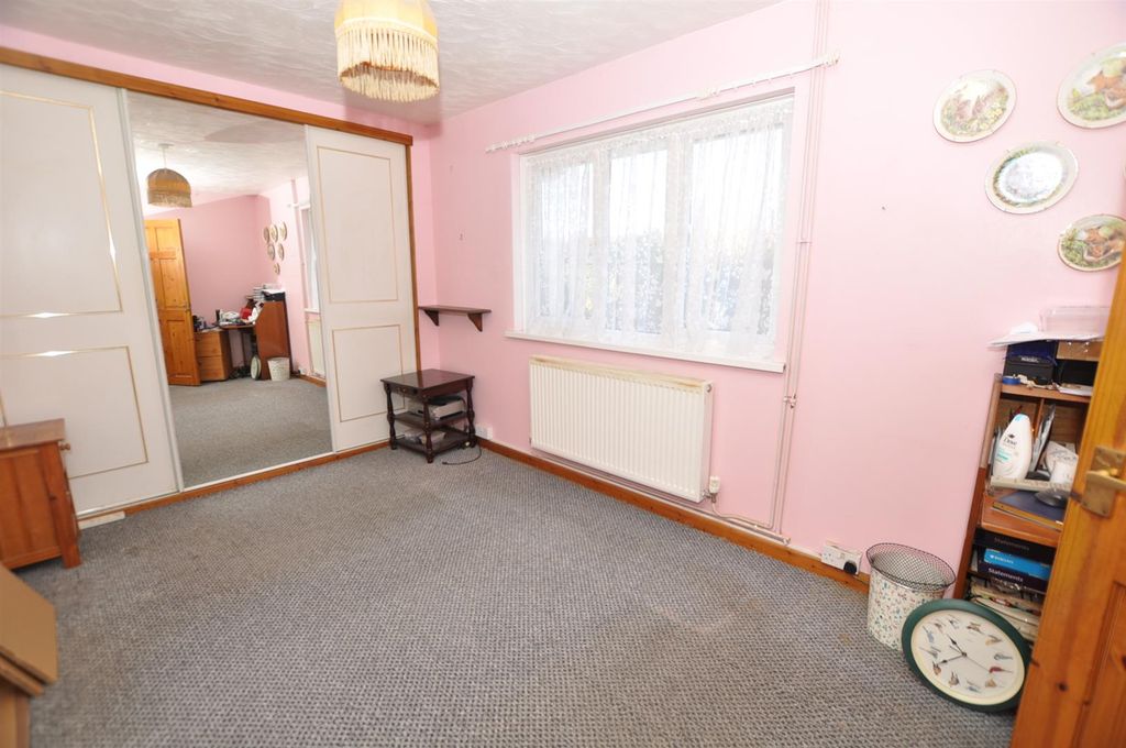 Property photo 3 of 23 Front Bedroom