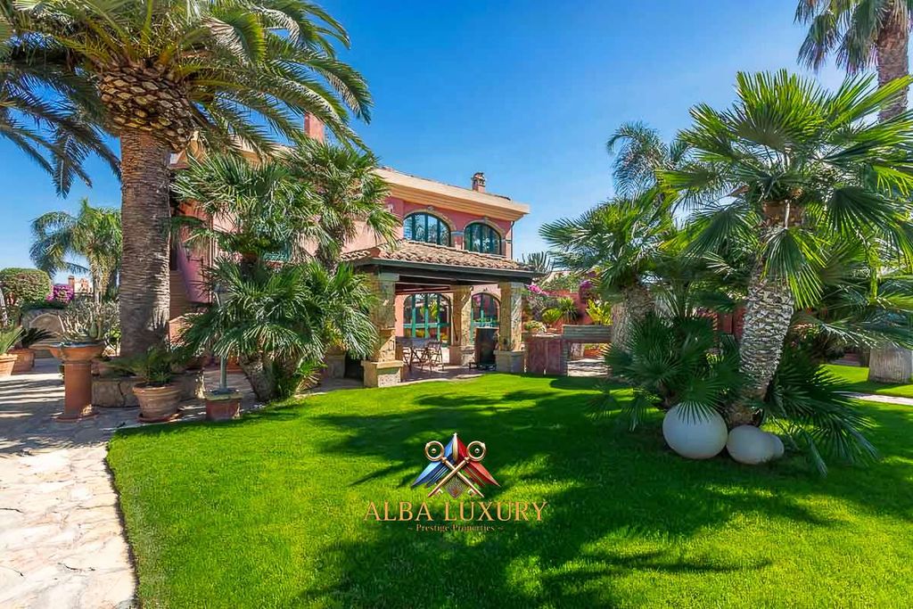 Property photo 1 of 49