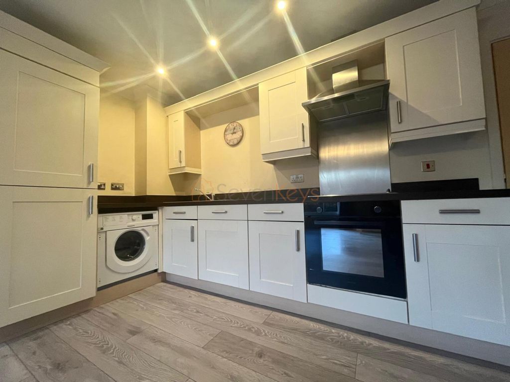 Property photo 3 of 15 Img-20241121-Wa0073