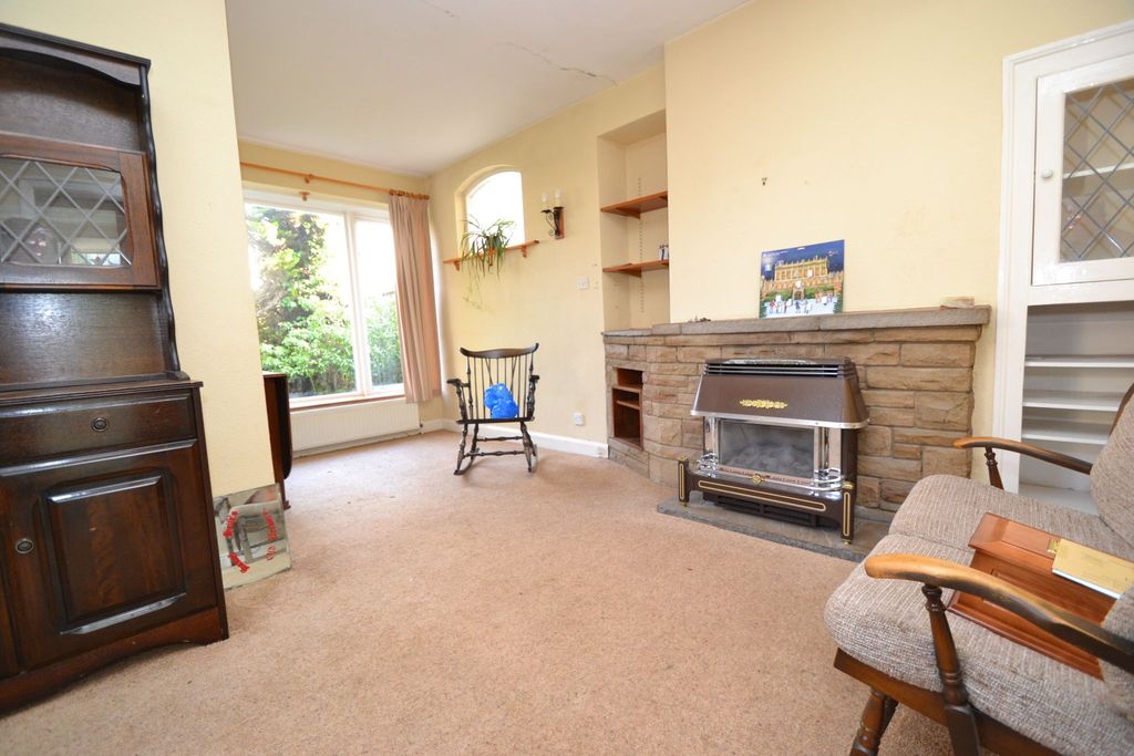 Property photo 3 of 14 Photograph 3