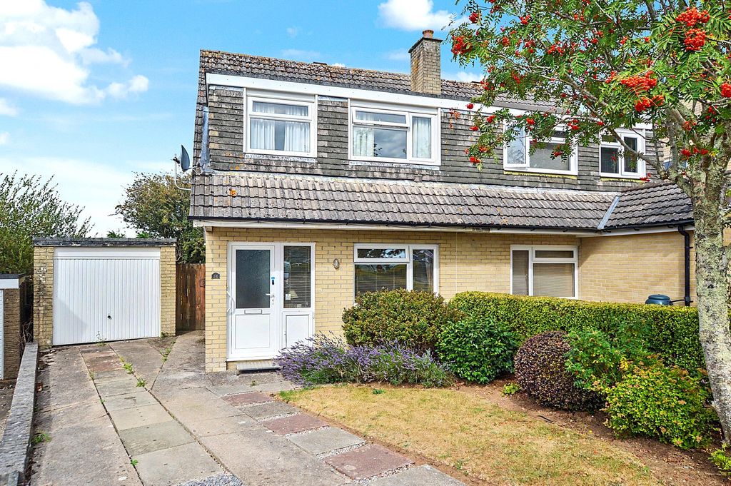 Property photo 1 of 9 Front