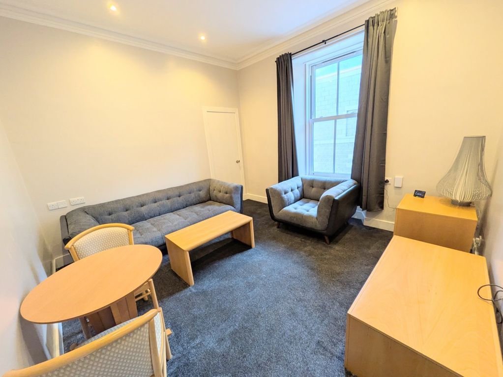 Property photo 2 of 7 Photo 2