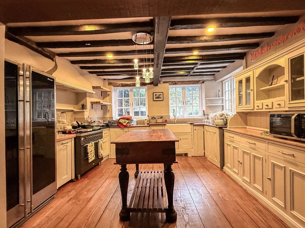 Property photo 3 of 14