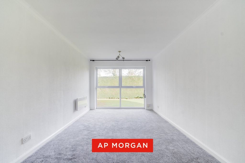 Property photo 2 of 10 Picture No. 03