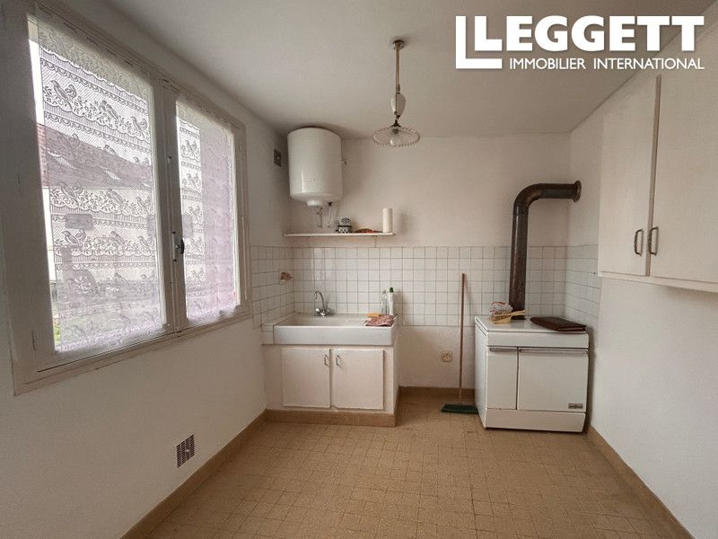 Property photo 2 of 10