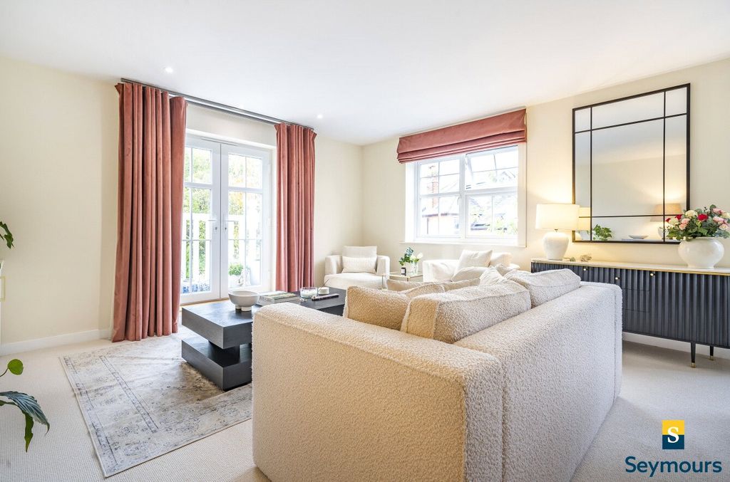 Additional image 9 of 2 bed flat for saleGuildford, Surrey GU1