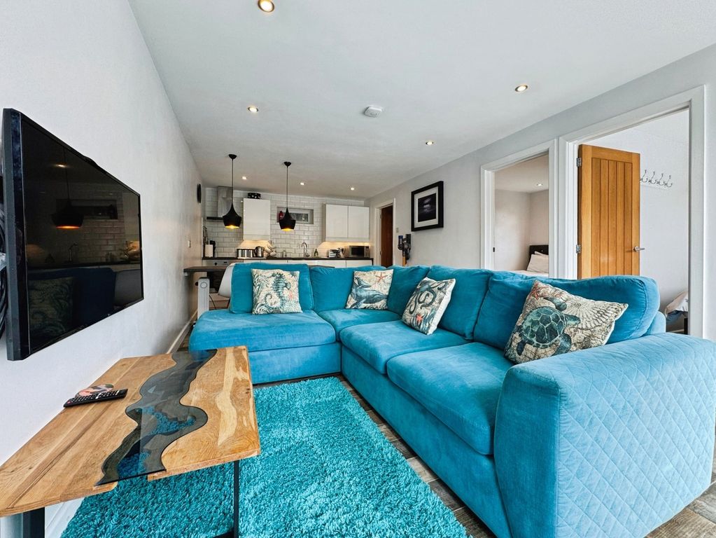 Property photo 1 of 20 Open Plan