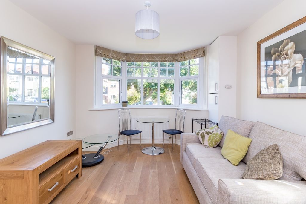 Property photo 2 of 7 71792