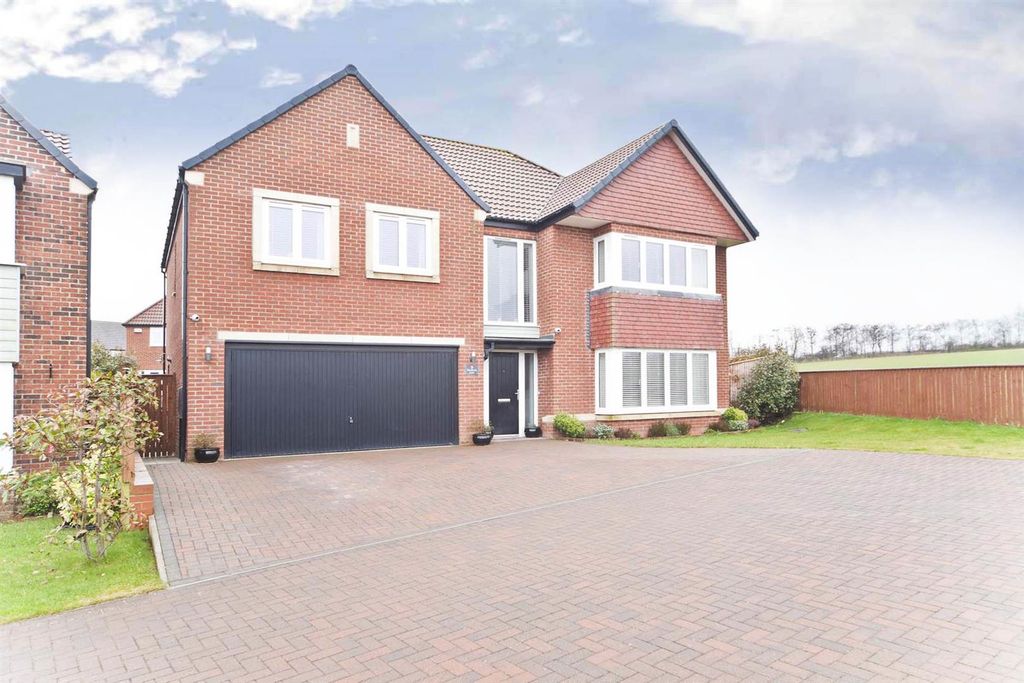 Property photo 1 of 34