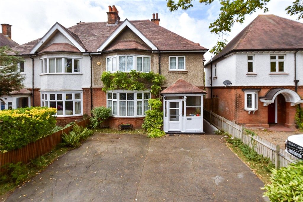 Property photo 1 of 14 External Web