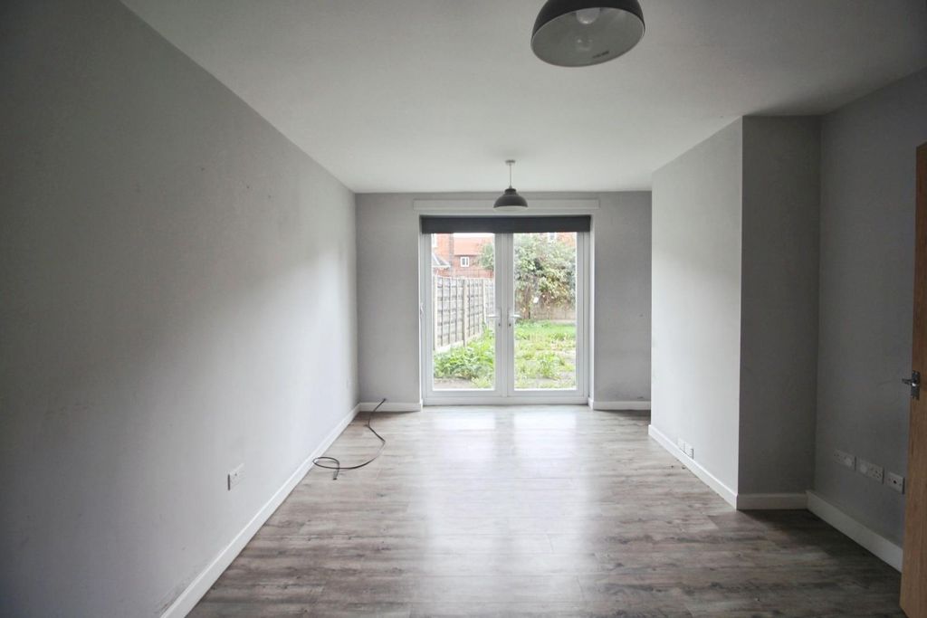 Property photo 3 of 21 3E1999d6-Img_2741.Jpg