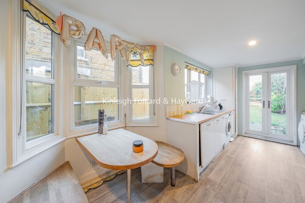 Property photo 2 of 18 0c5F523F-56A1-4Aff-B