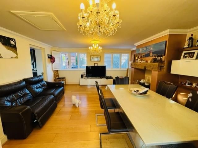 Property photo 3 of 40 Durlock7.Jpg