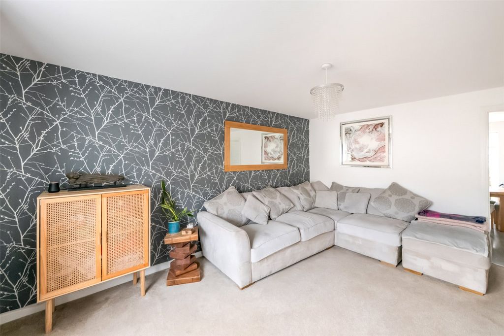 Property photo 3 of 26 Picture No. 10