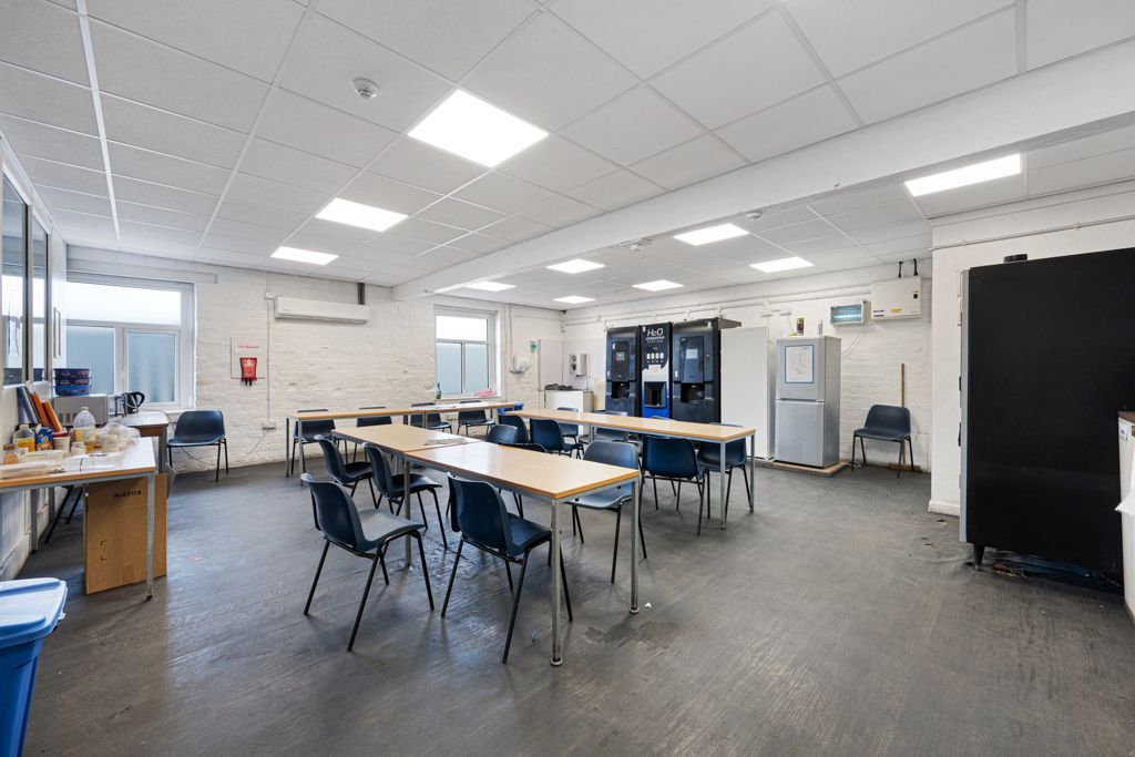 Property photo 2 of 13 Photo 3