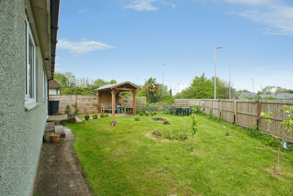 Property photo 3 of 20 Pbox-Img.Jpg