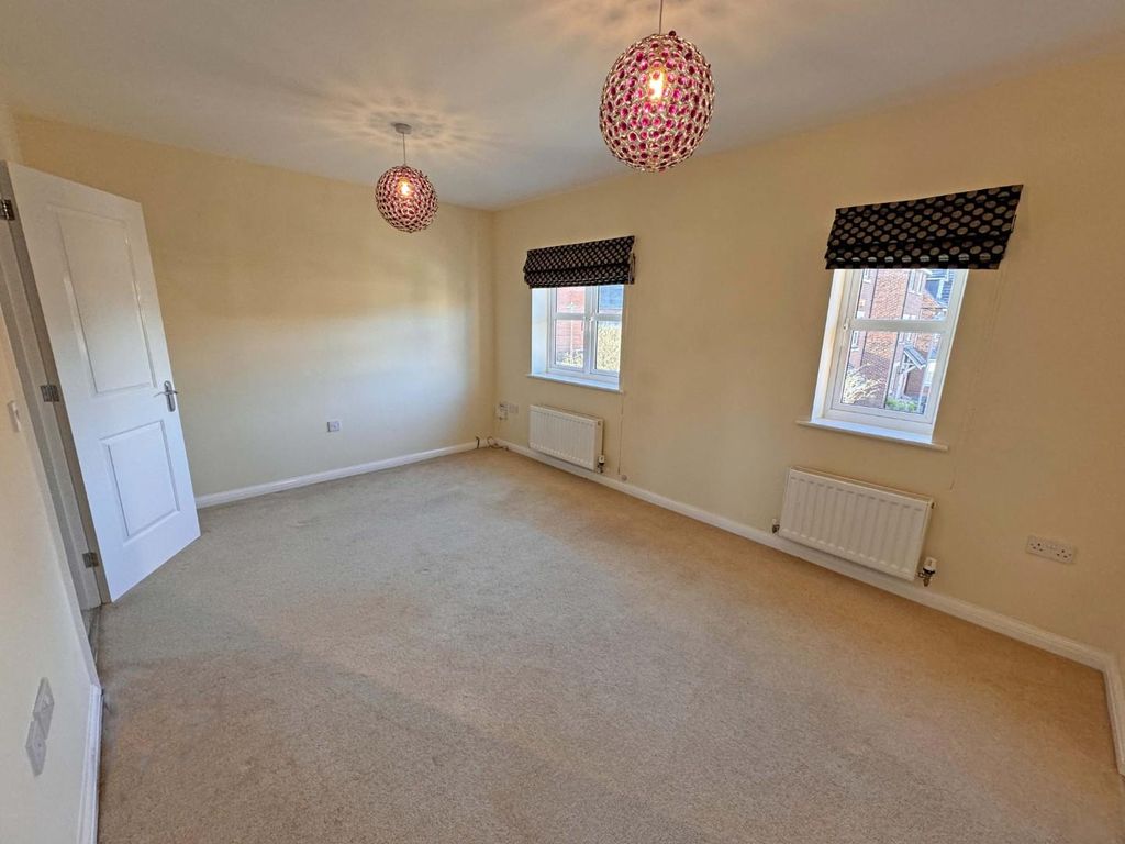 Property photo 3 of 12 Img_0540.Jpg