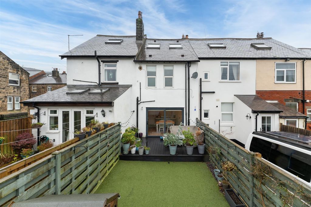 Property photo 1 of 27 Albion Street