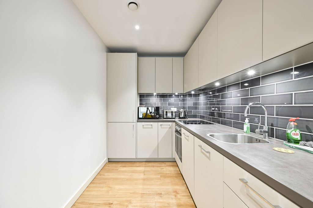 Property photo 1 of 1