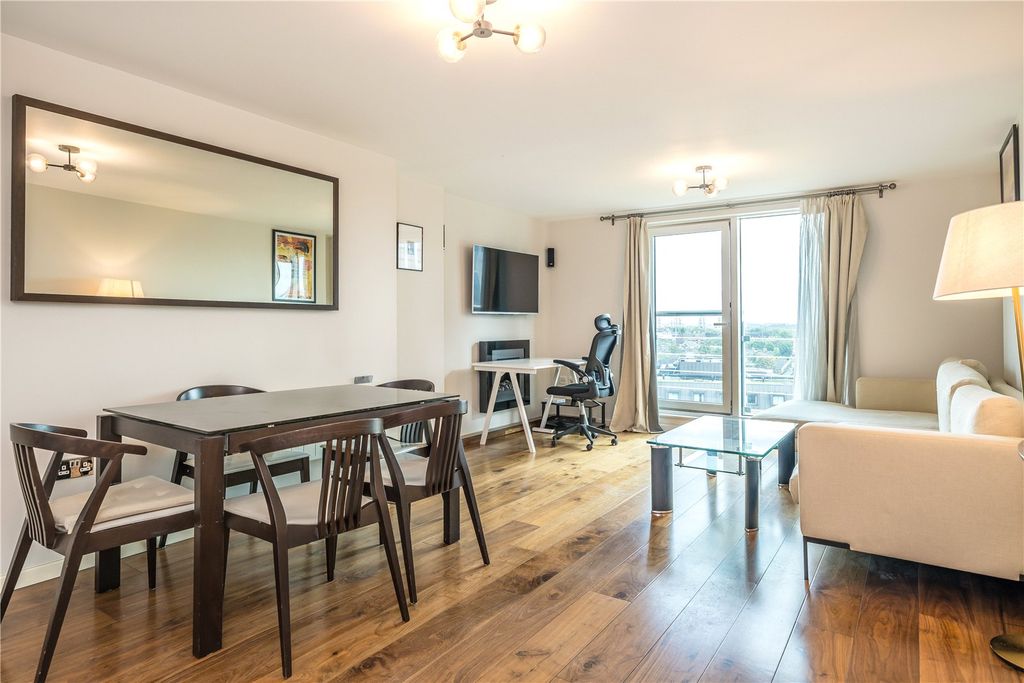 Property photo 2 of 12 Picture No. 05