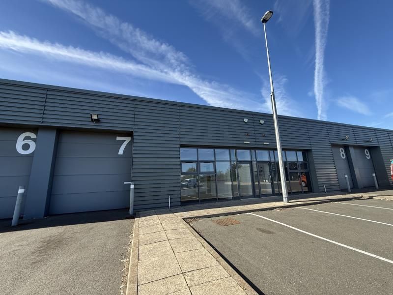 Property photo 1 of 11