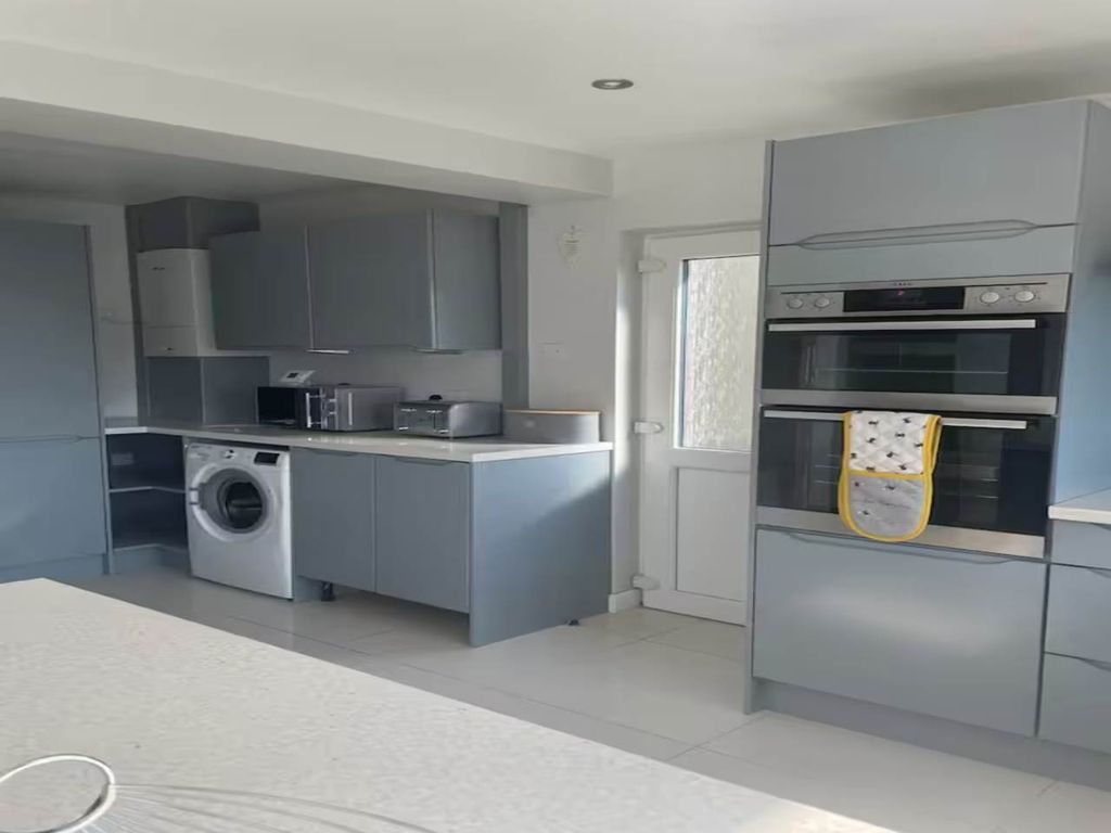 Property photo 2 of 14 Img_9094