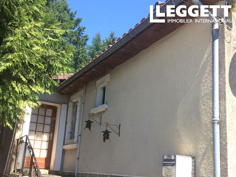 Property photo 2 of 10