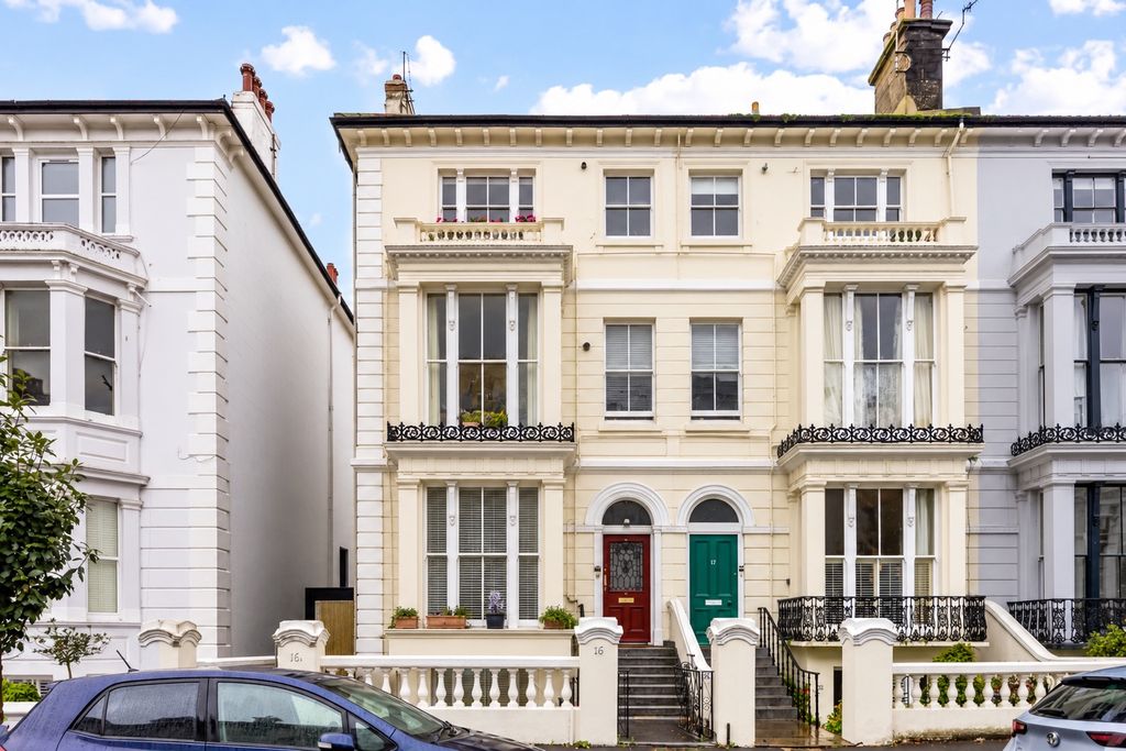 Property photo 1 of 14 5700671
