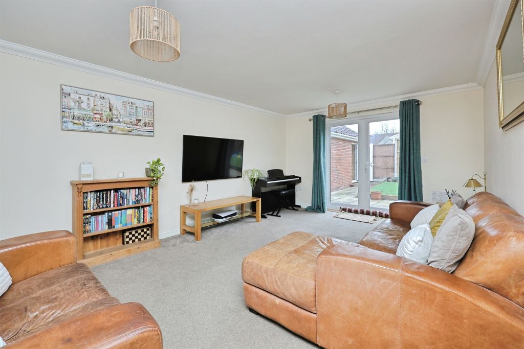 Property photo 3 of 20