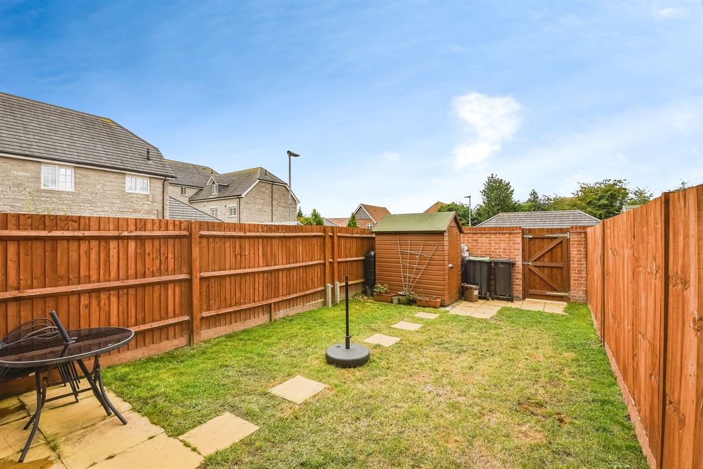Property photo 2 of 16