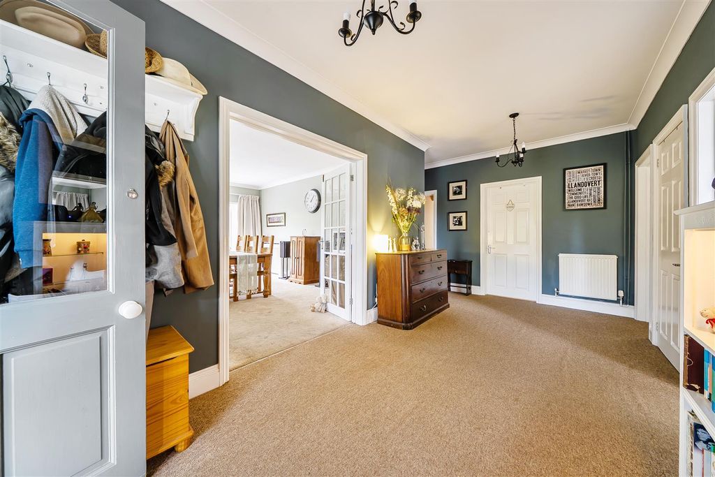 Property photo 3 of 48 1509108 (34).Jpg