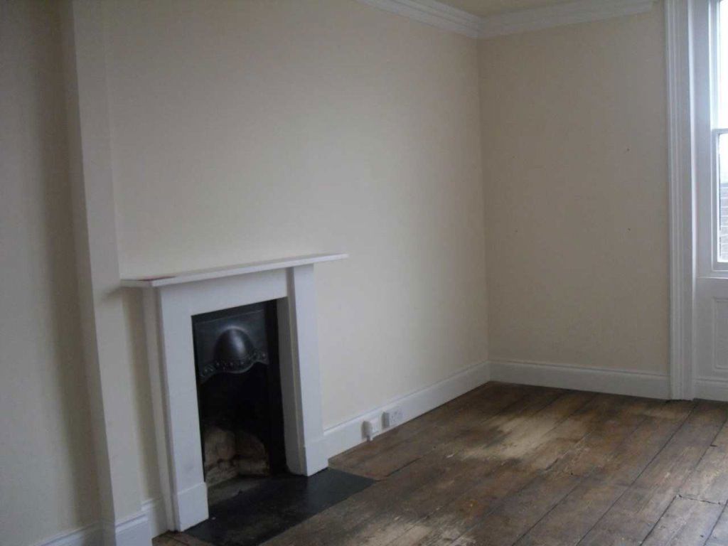 Property photo 3 of 4