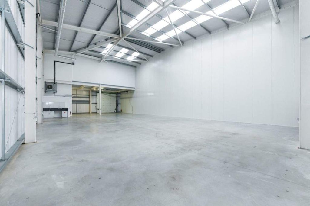 Property photo 2 of 12