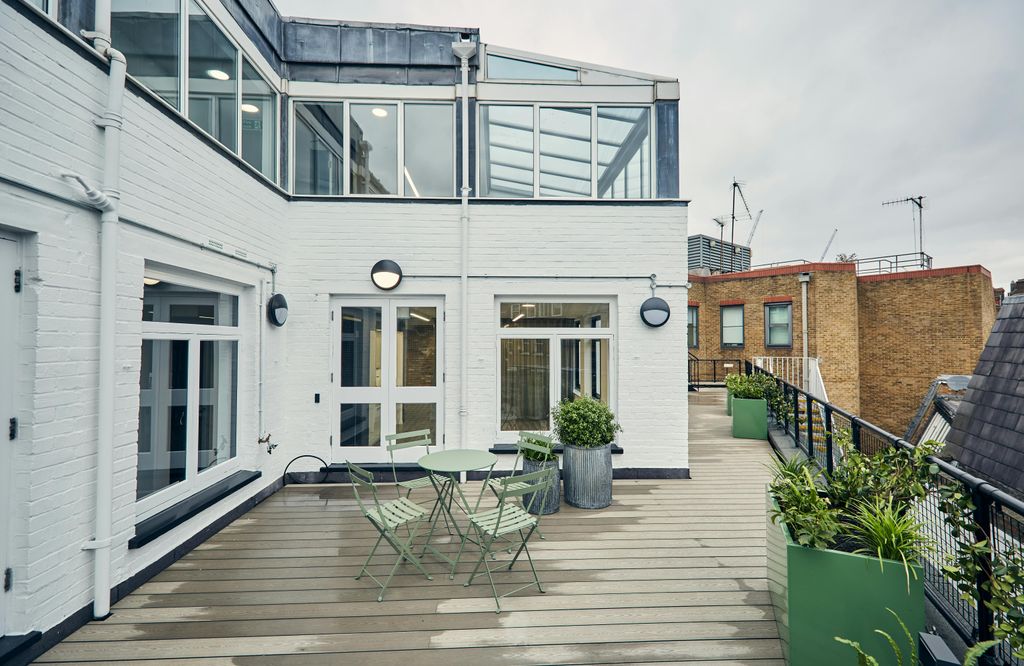 Property photo 3 of 11 Private Terrace
