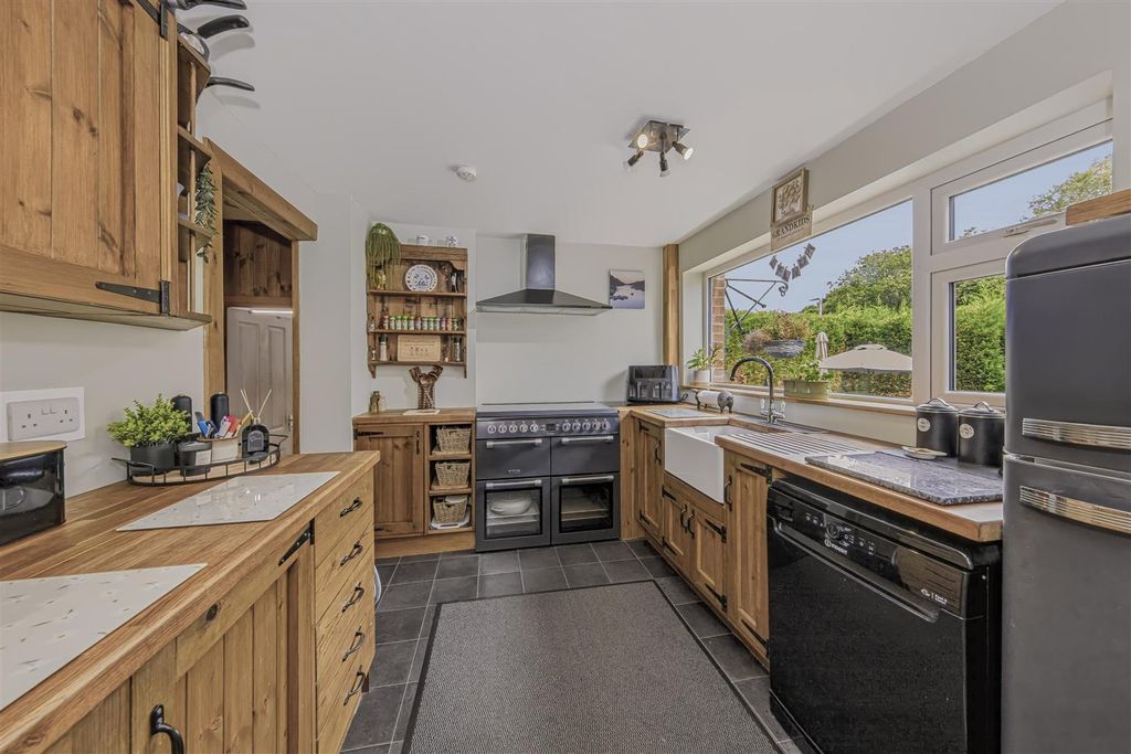 Property photo 2 of 38 Kitchen