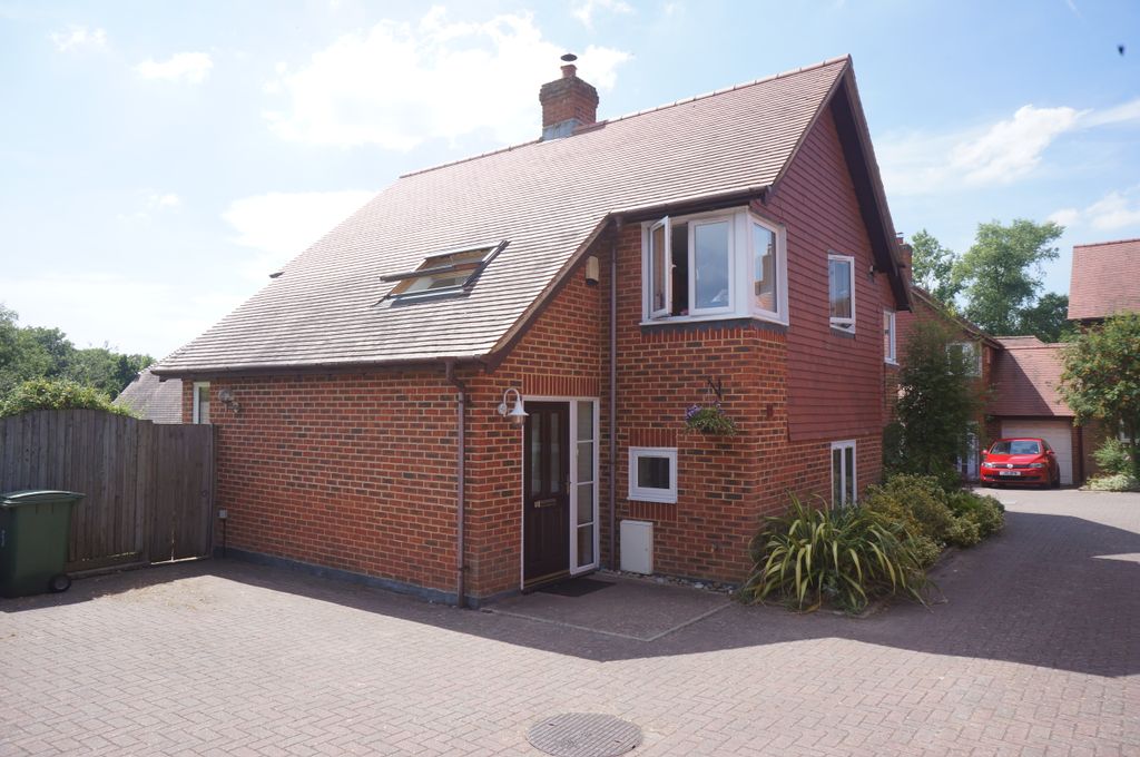 Property photo 2 of 11 Photo 11