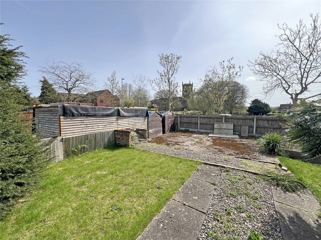 Property photo 2 of 17 Picture No. 15