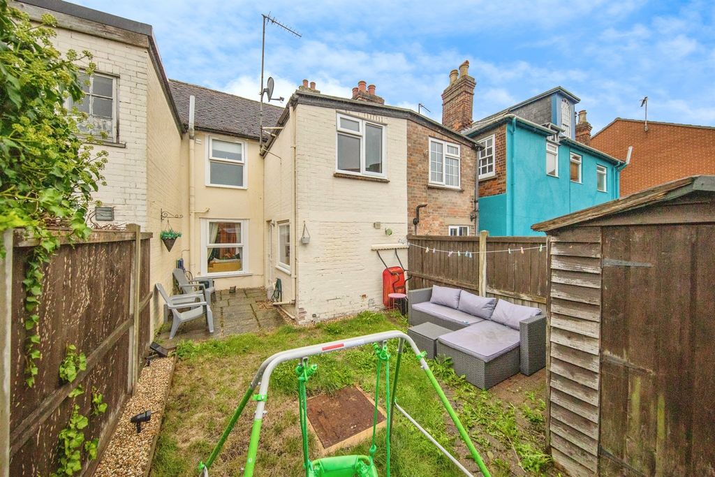 Property photo 3 of 16
