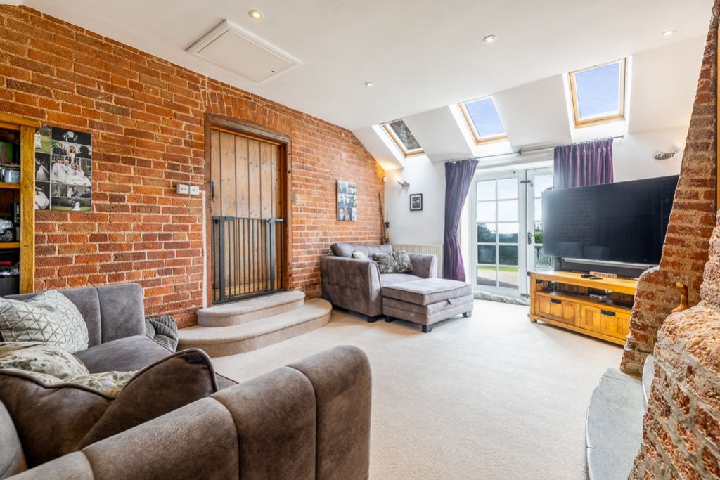 Property photo 3 of 35 The Old Mill (Sutterton)-31