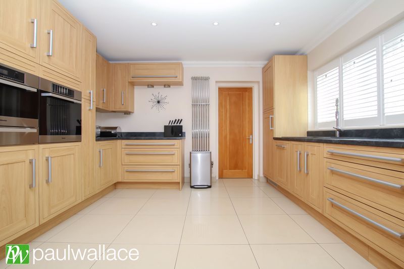 Property photo 3 of 21 Kitchen / Diner