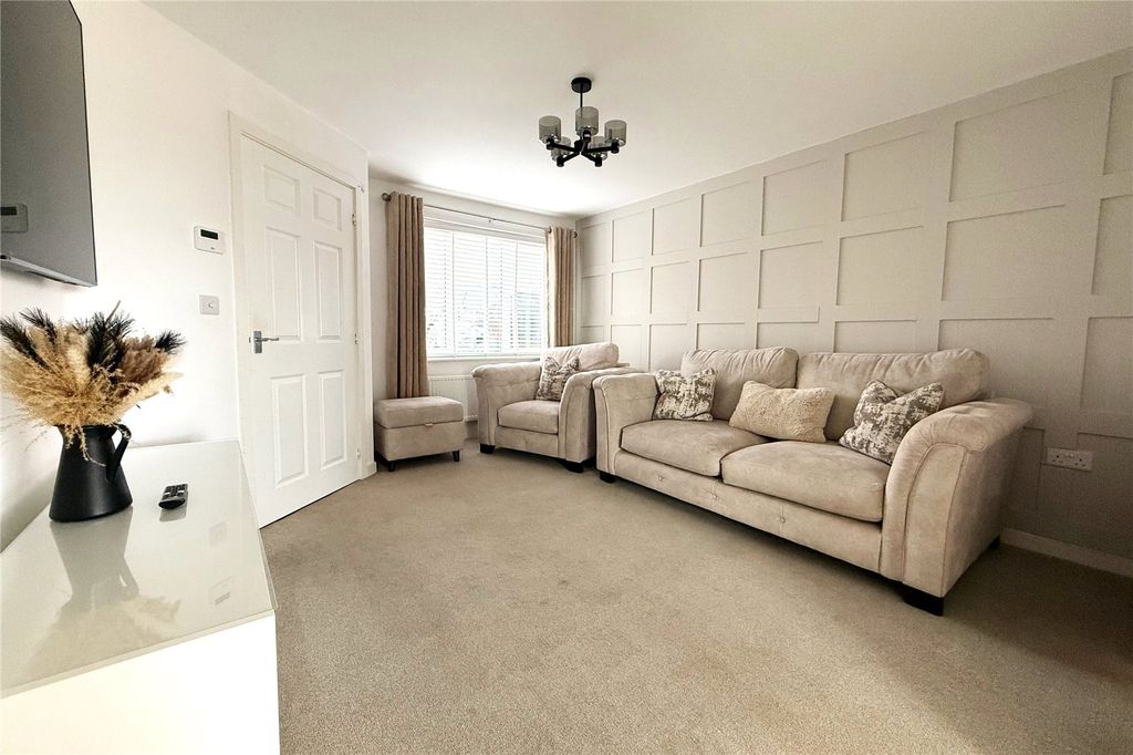 Property photo 2 of 21 Picture No. 25