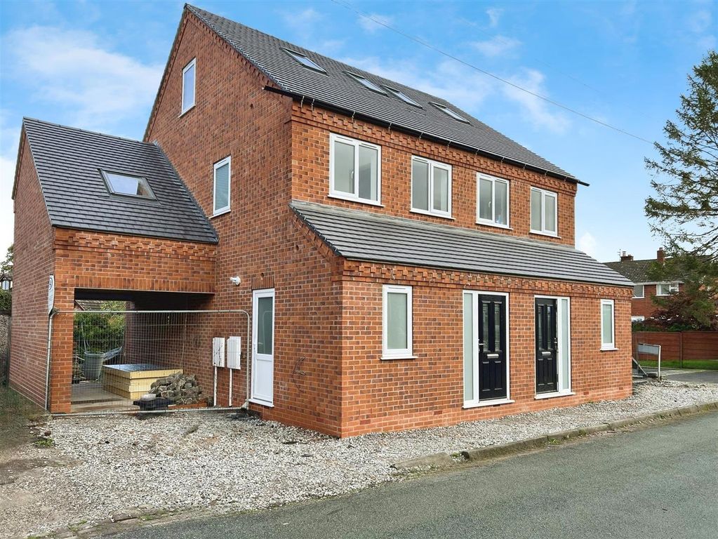 Property photo 1 of 11 User_Edited_Photo-28Ebe992_User-Edited-Bd1E76c6-E8