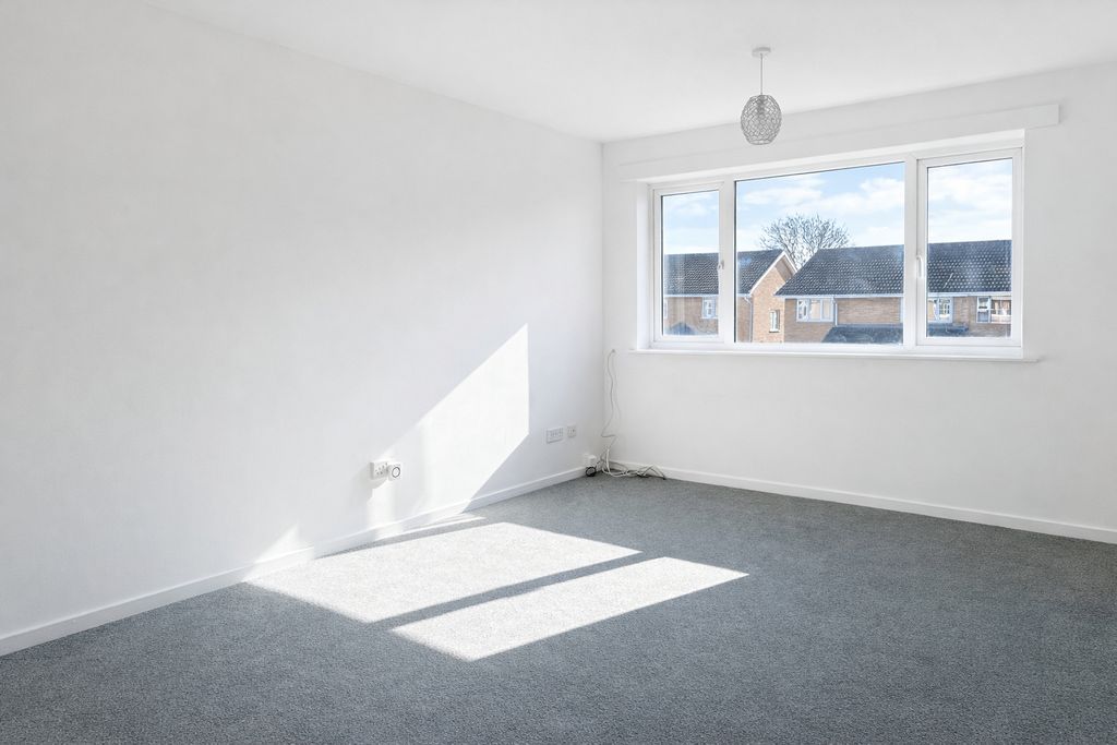 Property photo 2 of 14 Picture No. 28