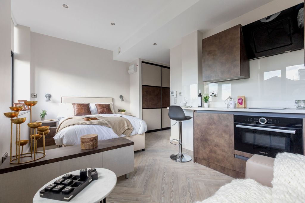 Property photo 1 of 4