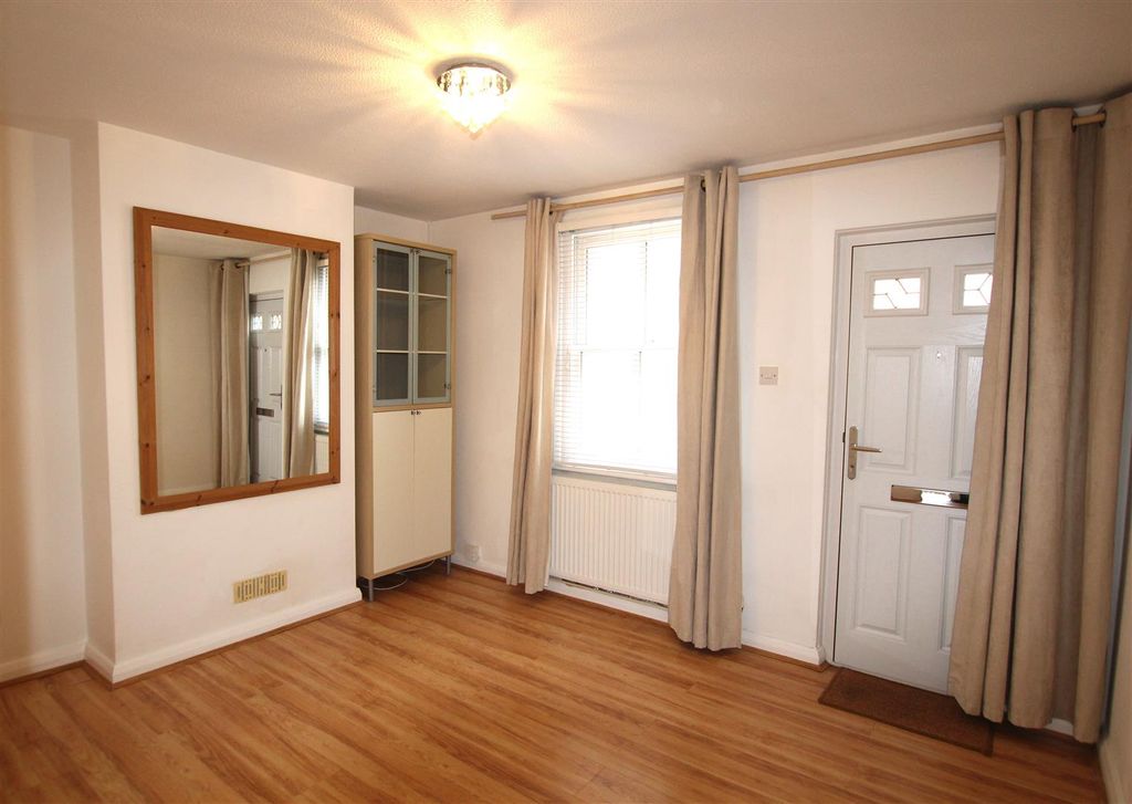 Property photo 2 of 6 Img_8483.Jpg