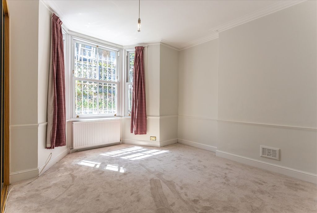 Property photo 2 of 9 Bedroom One