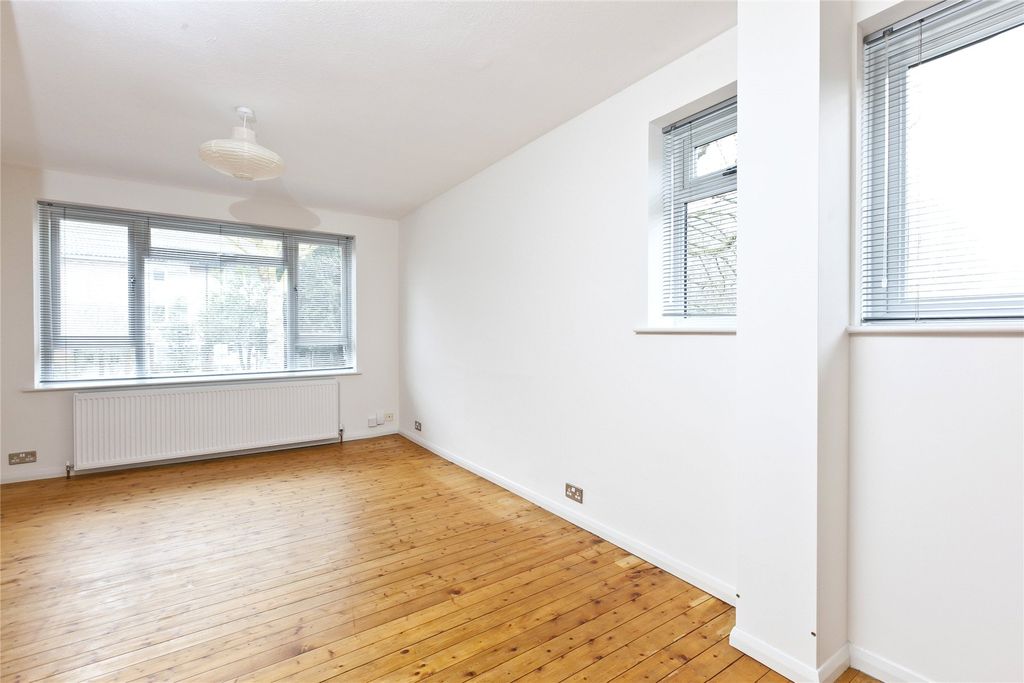 Property photo 2 of 6 Picture No. 02