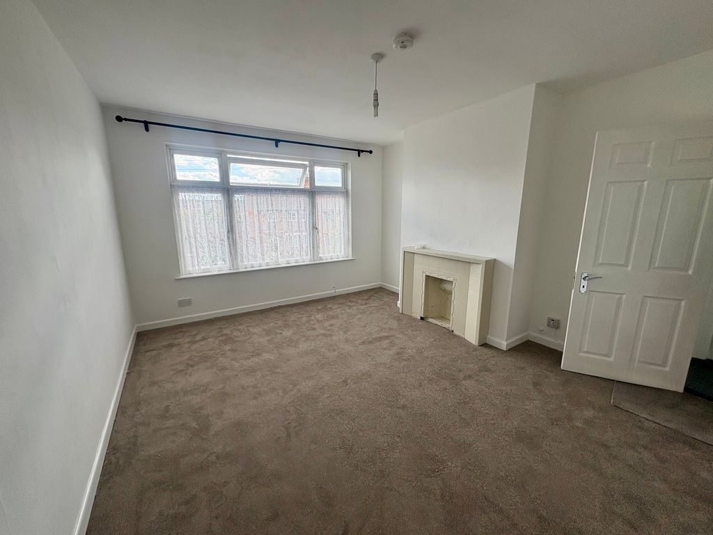 Property photo 3 of 6 Img_7478