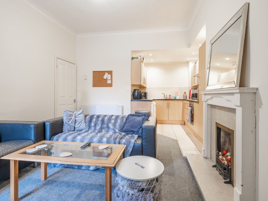 Property photo 3 of 8 2886993